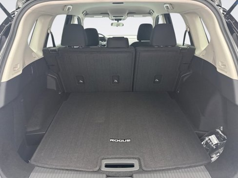 Used 2026 Nissan Rogue S image 18