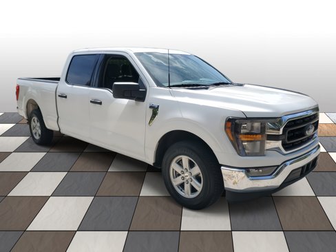 Used 2023 Ford F150 XLT w/ Equipment Group 301A Mid image 3