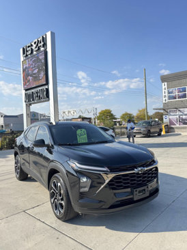 Used 2024 Chevrolet Trax RS w/ Driver Confidence Package image 2