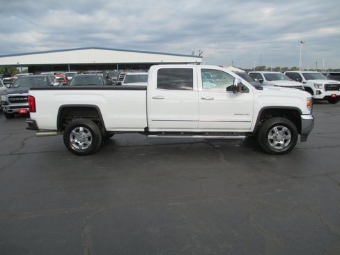 Used 2019 GMC Sierra 3500 SLT w/ Duramax Plus Package image 2