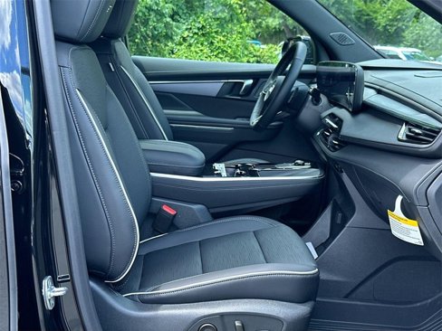 New 2025 Buick Enclave Sport Touring w/ LPO, Floor Liner Package image 27