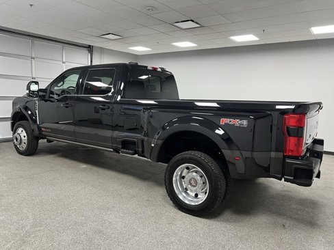 Used 2024 Ford F450 King Ranch image 9
