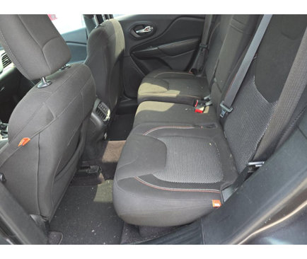 Used 2017 Jeep Cherokee Latitude image 15