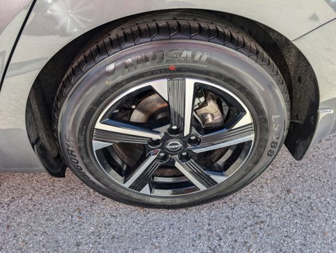Used 2024 Nissan Sentra SV image 26