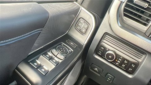 New 2025 Ford F350 Platinum image 38