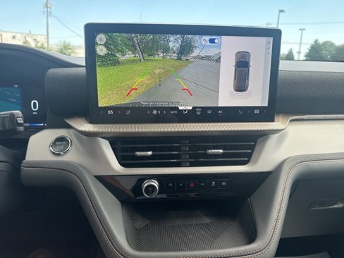 New 2025 Ford Explorer Active image 25