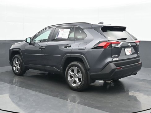 Used 2023 Toyota RAV4 XLE image 4