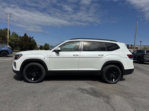 New 2026 Volkswagen Atlas SE image 8