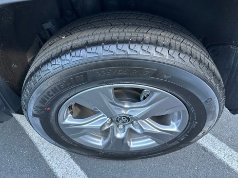 Certified 2025 Toyota RAV4 XLE image 27