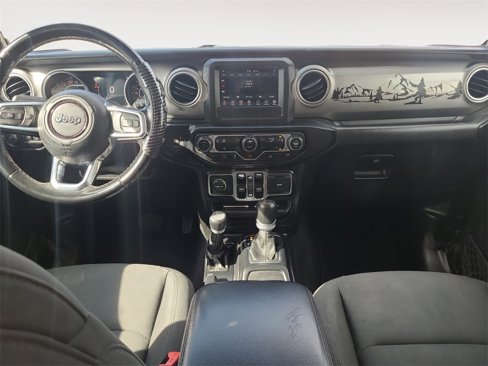 Used 2020 Jeep Wrangler Unlimited Sahara image 10