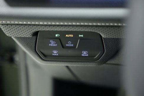 New 2025 Volkswagen Atlas SEL Premium R-Line image 26