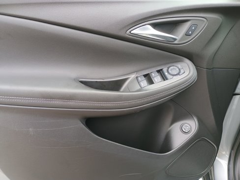 Used 2023 Buick Encore GX Select w/ Sport Touring Package image 10