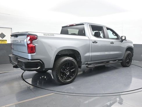 Used 2025 Chevrolet Silverado 1500 Custom Trail Boss w/ LPO, Dark Essentials Package image 6