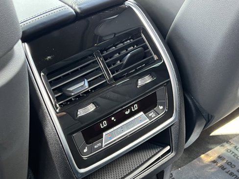 Used 2025 BMW X5 M60i image 20
