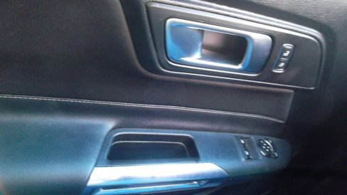 Used 2022 Ford Mustang Coupe image 7