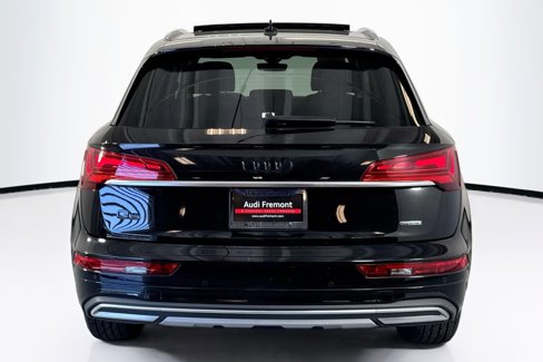 Used 2021 Audi Q5 Premium image 6
