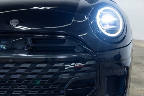 Certified 2025 MINI Cooper S image 7