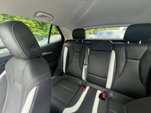 Used 2024 Buick Envision Sport Touring image 33
