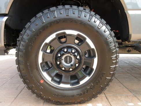 New 2025 Ford F250 Platinum w/ Tremor Off-Road Package image 8