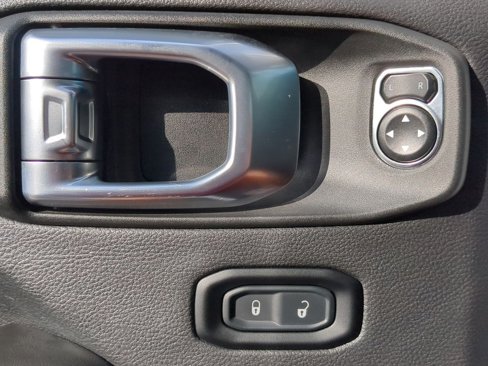 Used 2024 Jeep Wrangler Unlimited Rubicon 392 image 13