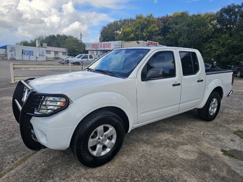 Used 2012 Nissan Frontier SV image 8