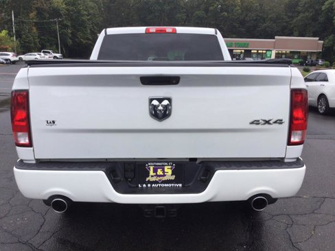 Used 2017 RAM 1500 Express image 6