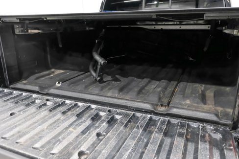 Used 2021 Nissan Frontier SV w/ Midnight Edition Floor Mats image 61