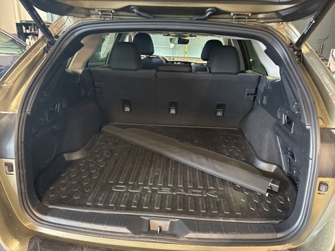 Certified 2025 Subaru Outback Onyx Edition XT image 65