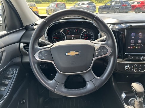 Used 2021 Chevrolet Traverse LT image 20