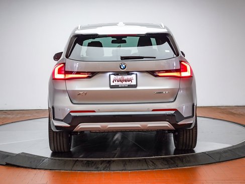 New 2026 BMW X1 xDrive28i w/ Technology Package image 8