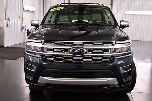 Used 2024 Ford Expedition Max Platinum image 2