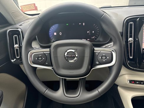 New 2026 Volvo XC40 B5 Plus w/ Protection Package Premier image 15