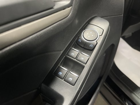 Used 2022 Ford Escape SE image 7