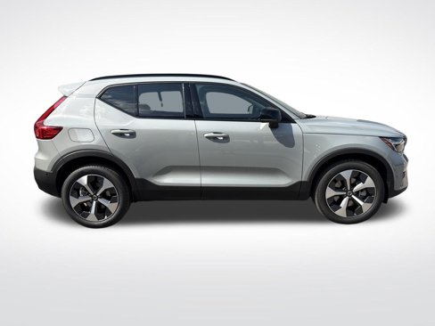 New 2026 Volvo XC40 B5 Plus w/ Protection Package Premier image 6