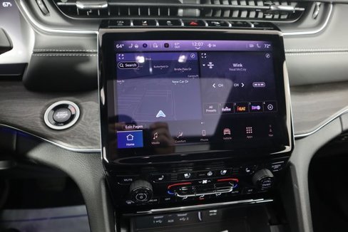 New 2025 Jeep Grand Cherokee L Overland w/ Advanced Protech Group III image 12