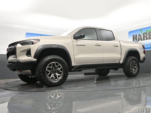 New 2026 Chevrolet Colorado ZR2 w/ Technology Package image 17