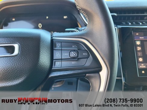 Used 2023 Jeep Grand Cherokee L Laredo image 19
