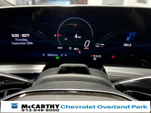 Used 2023 Cadillac Lyriq 2WD image 16