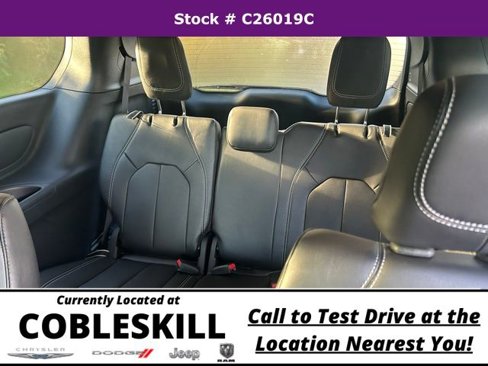 New 2026 Chrysler Pacifica Select image 14