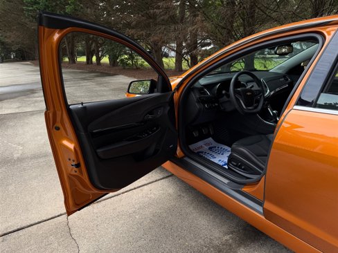 Used 2017 Chevrolet SS image 41
