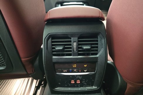 Used 2024 BMW i4 xDrive40i w/ Premium Package image 25