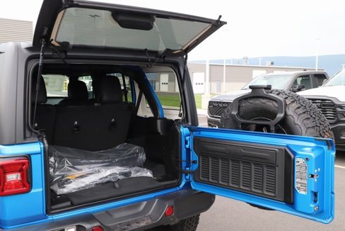 New 2025 Jeep Wrangler Willys image 10