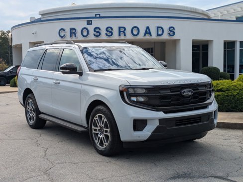 New 2025 Ford Expedition Active image 1