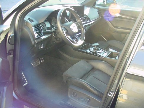 Used 2022 Audi SQ5 Premium image 6