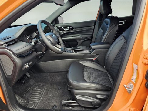 New 2026 Jeep Compass Latitude w/ Mopar All Weather Package image 16