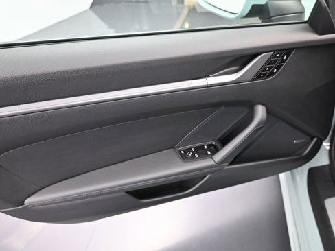 Certified 2025 Porsche 911 Carrera image 20