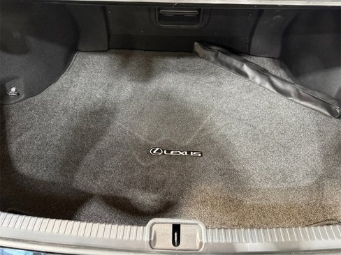Used 2024 Lexus ES 300h image 5