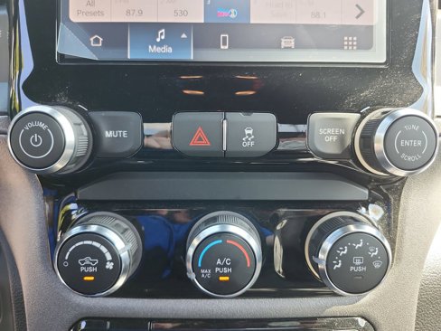 New 2025 RAM 5500 Tradesman image 25