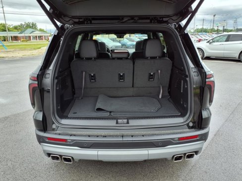 New 2025 Chevrolet Traverse Z71 w/ Enhanced Driving Package image 8