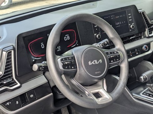 Used 2024 Kia Sportage LX image 15